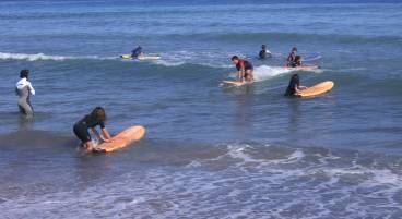 CAMPAMENTO DE SURF EN ZIÉRBENA