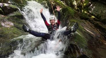 CAMPAMENTO PARA ADULTOS MULTIAVENTURA 2025